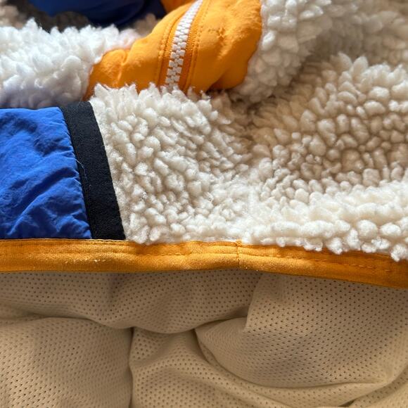 Nike Jacket - Picture 12 of 15